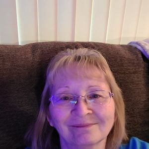 Meet your Posher, Helen